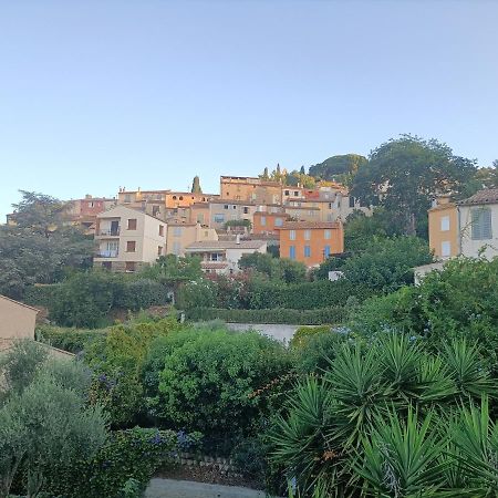 Studio Bormes Village Exterior foto